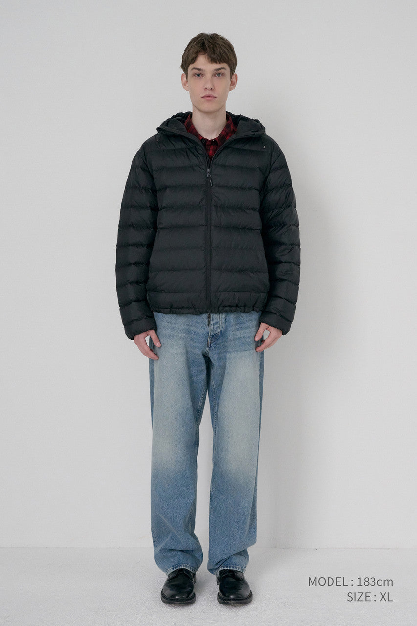 Dunst Unisex Light Goose Down Jacket Black