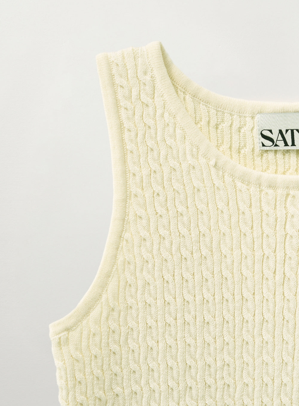 [satur] (W) Cable Knit Sleeveless Top - Cream