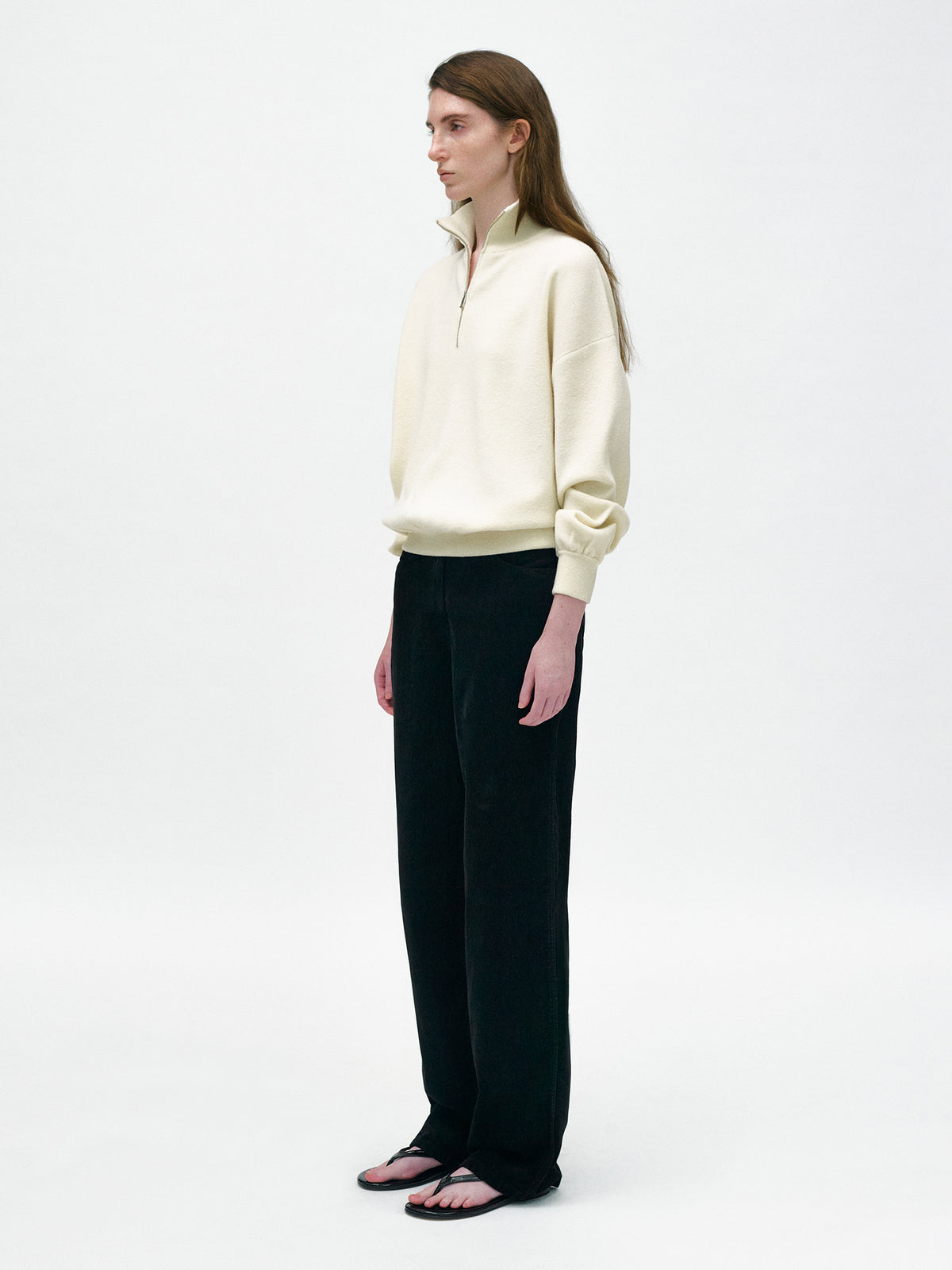 Nothing Written Cocoon corduroy pants (Black)