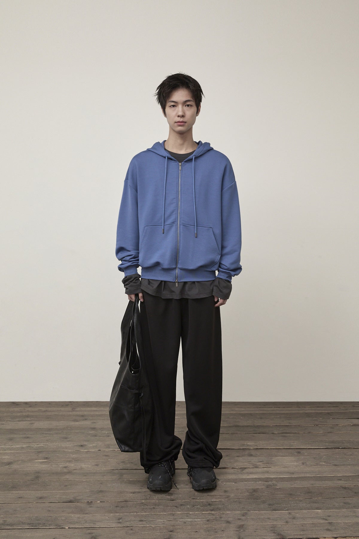 [matinkim] BACK LOGO GLITTER HOODY ZIP UP FOR MEN IN BLUE