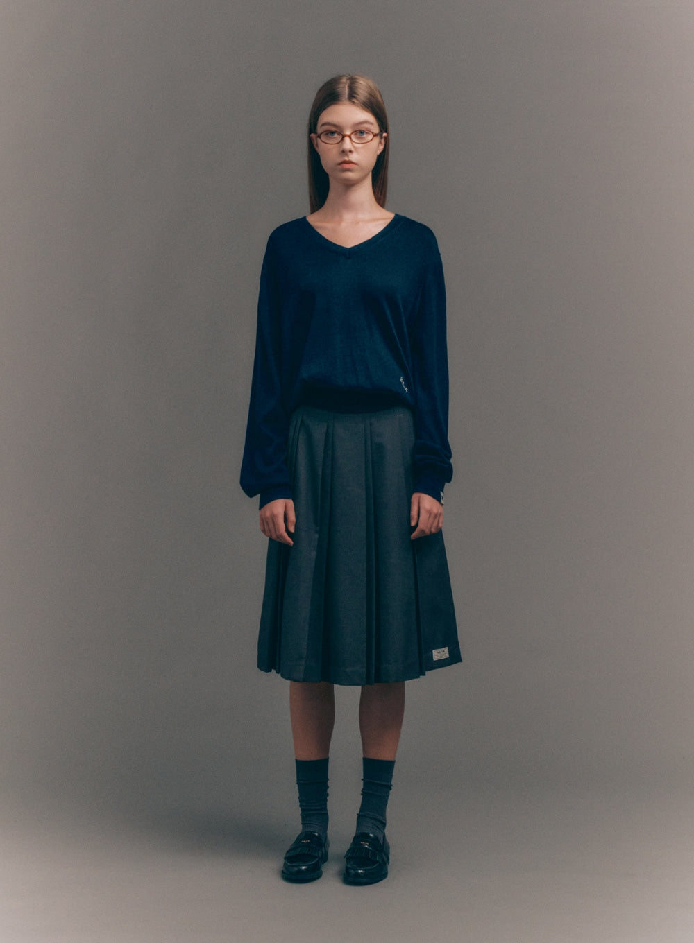 [satur] (W) V-Neck Fine Wool Knit - Navy