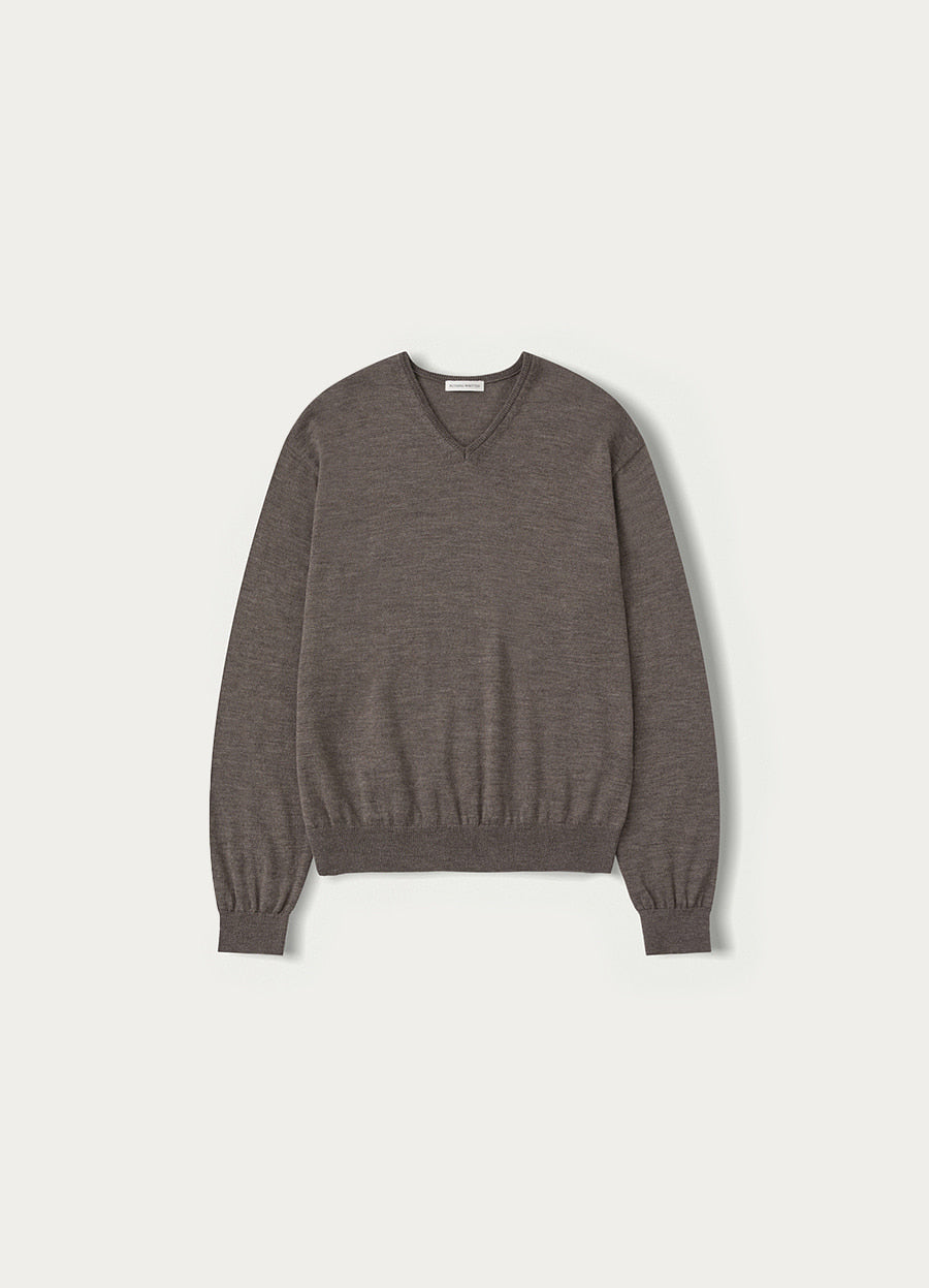 Nothing Written Foyer v-neck pullover (Mocha gray)