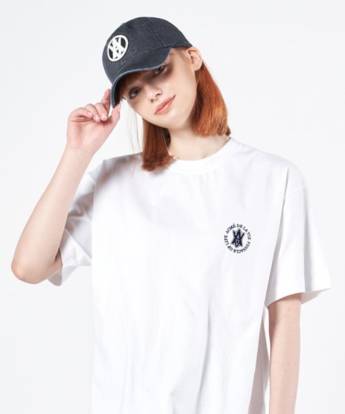 A LOGO EMBLEM EMBROIDERY BASIC SHORT SLEEVE T-SHIRT WHITE