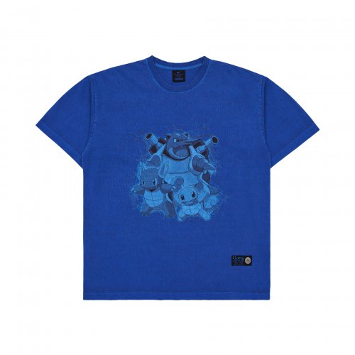 acme de la vie l Pokemon KKOBUGI EVOLUTION PIGMENT SHORT SLEEVE T-SHIRT BLUE